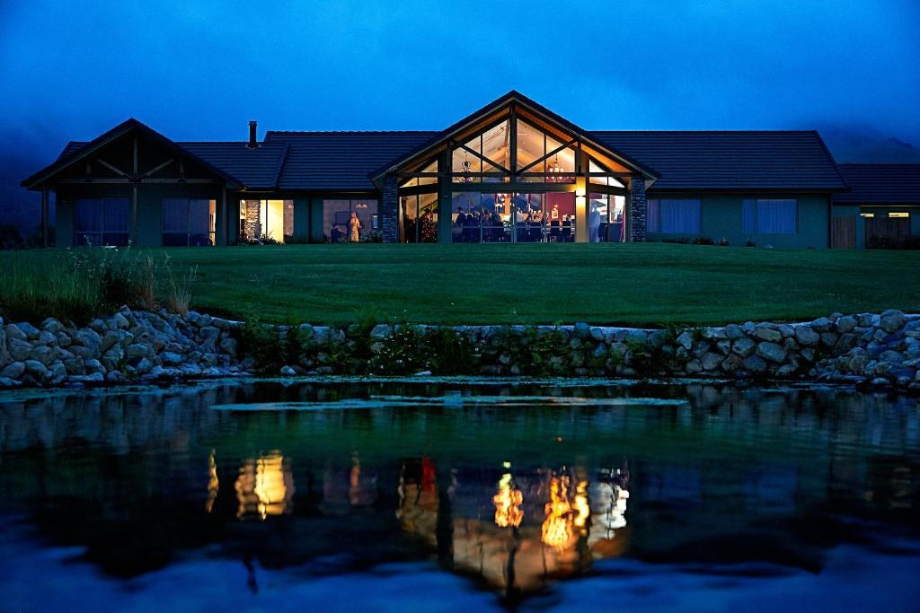 Koura Bay Golf Resort Kaikoura Extérieur photo
