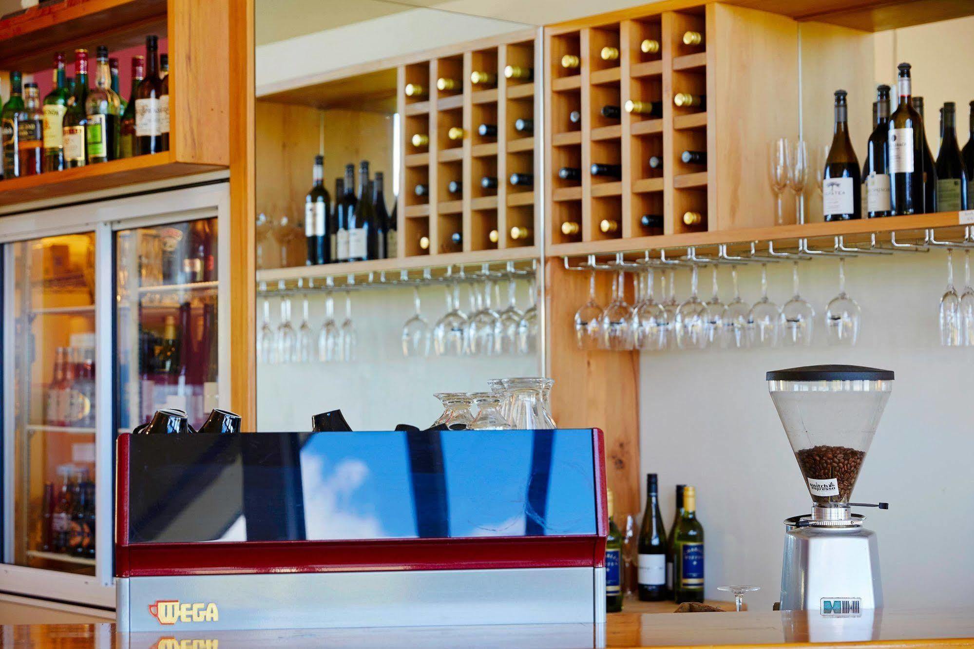 Koura Bay Golf Resort Kaikoura Extérieur photo